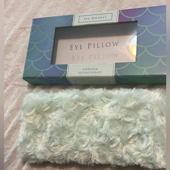 Lavender Aromatherapy Spa Mask, Heat Eye Pillow, Calming, Pain Relieving, Cramps - Picture 2 of 3